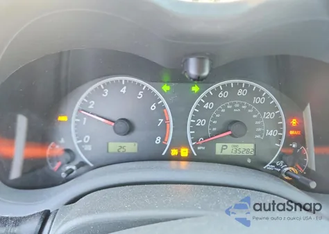 2010 Toyota Corolla Base z USA, uszkodzony, nr VIN 2T1BU4EE8AC513027